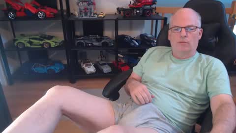 Snapshot of hornynthick70 chatting on December 22, 2024, 6:37 pm hornynthick70 online show from December 22, 2024, 6:37 pm