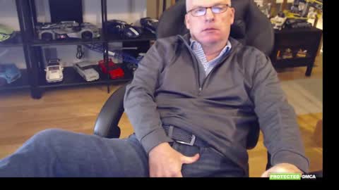 hornynthick70 online show from December 17, 2025, 12:16 am