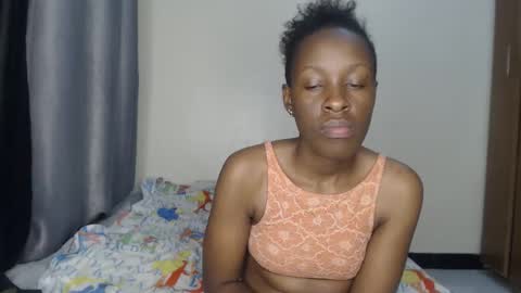 hornysouls01 online show from October 3, 2025, 3:42 pm