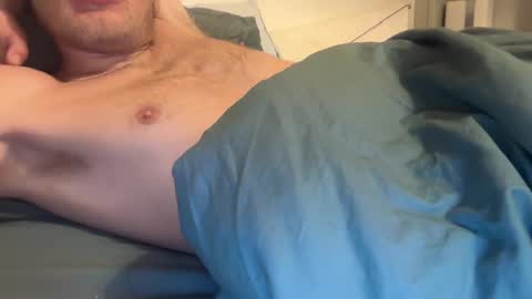 Snapshot of hornystudent17 chatting on March 2, 2026, 3:30 am HornyStudent online show from March 2, 2026, 3:30 am