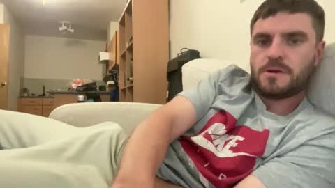 Snapshot of hornytom27 chatting on June 8, 2026, 5:35 pm Horny247 online show from June 8, 2026, 5:35 pm