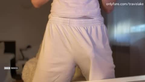 hornytwunk01 online show from December 1, 2025, 9:03 am