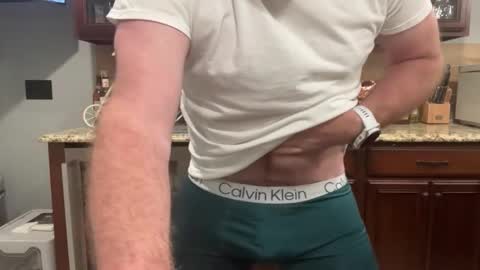 Snapshot of hornyusa13 chatting on April 9, 2026, 2:22 pm hornyusa13 online show from April 9, 2026, 2:22 pm