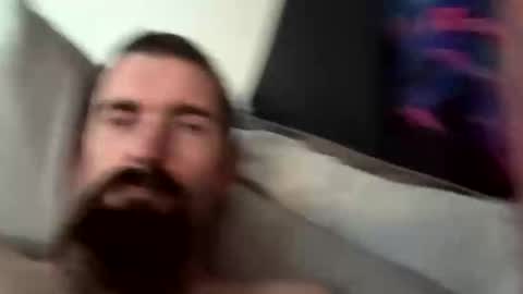 RandeeH online show from December 18, 2025, 9:43 pm