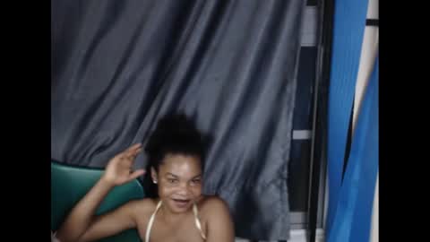 Snapshot of hornyxbum chatting on December 8, 2024, 9:52 pm hornyxbum online show from December 8, 2024, 9:52 pm