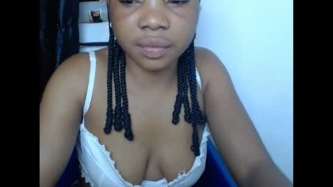 Snapshot of hornyxbum chatting on February 5, 2025, 1:04 am hornyxbum online show from February 5, 2025, 1:04 am