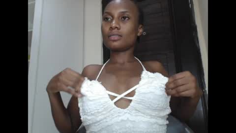 Snapshot of hornyxmamacita chatting on April 26, 2026, 11:35 pm hornyxmamacita online show from April 26, 2026, 11:35 pm