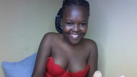 Snapshot of hornyy_cutie chatting on December 1, 2025, 12:54 pm Its Cora online show from December 1, 2025, 12:54 pm
