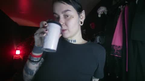 Snapshot of horror_circus chatting on December 14, 2024, 6:46 am Messalina Horror online show from December 14, 2024, 6:46 am