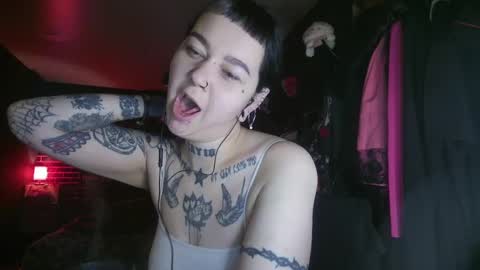 Snapshot of horror_circus chatting on December 21, 2024, 2:52 am Messalina Horror online show from December 21, 2024, 2:52 am