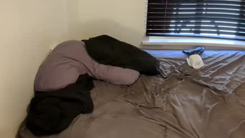 horsepenetration online show from February 25, 2025, 8:36 am