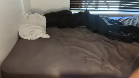 horsepenetration online show from February 26, 2025, 8:26 am