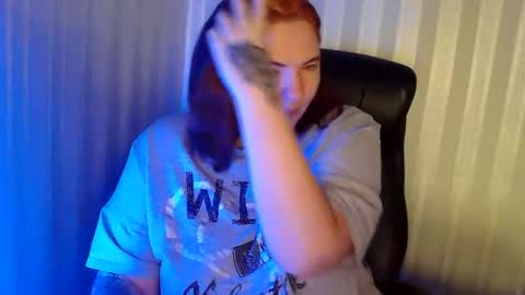 Snapshot of hot2panthers chatting on December 2, 2025, 9:25 am hot2panthers online show from December 2, 2025, 9:25 am