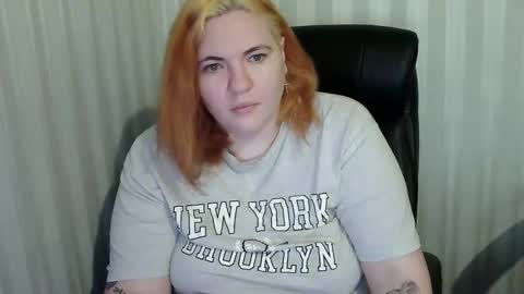 Snapshot of hot2panthers chatting on December 16, 2025, 8:52 am hot2panthers online show from December 16, 2025, 8:52 am