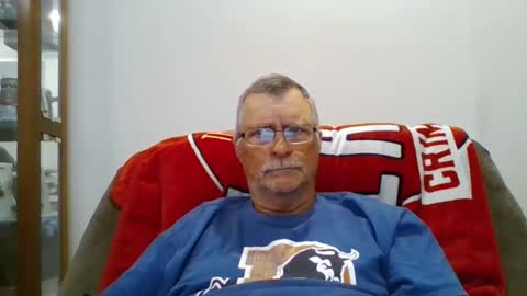 hot4tightholes online show from May 15, 2026, 12:45 pm
