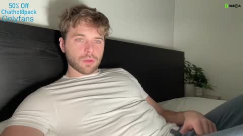 Snapshot of hot8pack01 chatting on December 9, 2024, 9:37 pm Edward aka Wolf online show from December 9, 2024, 9:37 pm