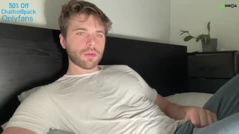 Snapshot of hot8pack01 chatting on March 6, 2025, 4:19 am Edward aka Wolf online show from March 6, 2025, 4:19 am