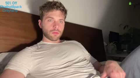 Edward aka Wolf online show from March 18, 2026, 3:42 am