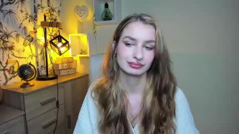 NINA online show from November 10, 2025, 7:07 am