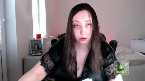 Lila online show from April 5, 2026, 3:09 pm