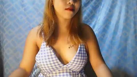 hot_asian69x online show from February 26, 2026, 2:05 pm