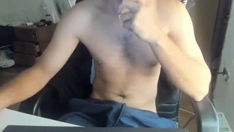 Snapshot of hot_ass_tee chatting on November 9, 2025, 2:15 pm h online show from November 9, 2025, 2:15 pm