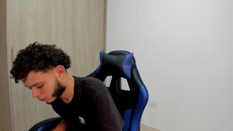 hot bad boy69 online show from March 12, 2026, 9:21 pm