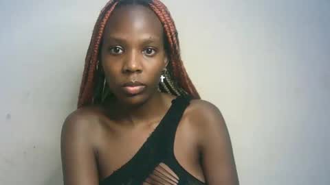 Snapshot of hot_berry2003 chatting on January 28, 2025, 12:36 am Millie online show from January 28, 2025, 12:36 am