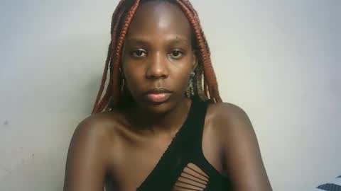 Snapshot of hot_berry2003 chatting on January 28, 2025, 4:50 am Millie online show from January 28, 2025, 4:50 am