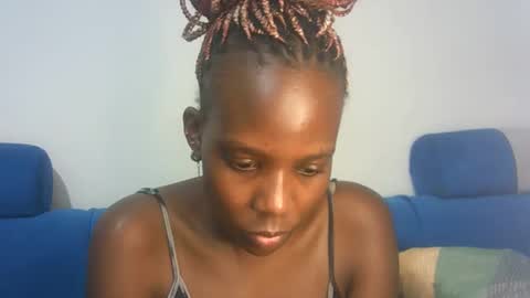 Snapshot of hot_berry2003 chatting on February 23, 2025, 4:35 pm Millie online show from February 23, 2025, 4:35 pm