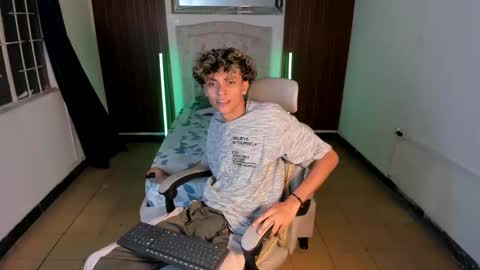 hot bunny online show from November 16, 2025, 1:22 am