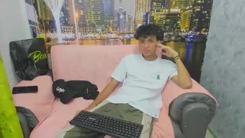 hot bunny online show from December 20, 2025, 1:07 pm