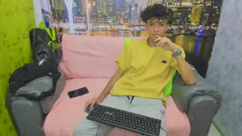 hot bunny online show from December 22, 2025, 12:46 pm