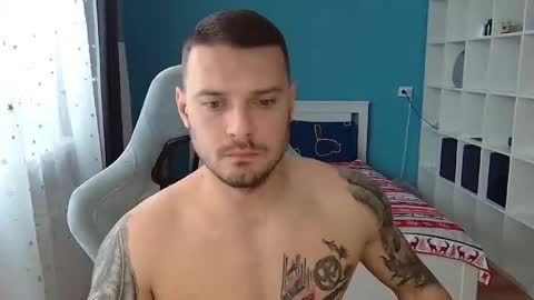 Snapshot of hot_cap_77 chatting on December 15, 2025, 11:47 am hot_cap_77 online show from December 15, 2025, 11:47 am