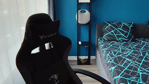 hot_cap_77 online show from April 13, 2026, 8:09 am