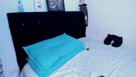 Snapshot of hot_couple_tattooo chatting on May 14, 2026, 3:24 am Emily Christian online show from May 14, 2026, 3:24 am