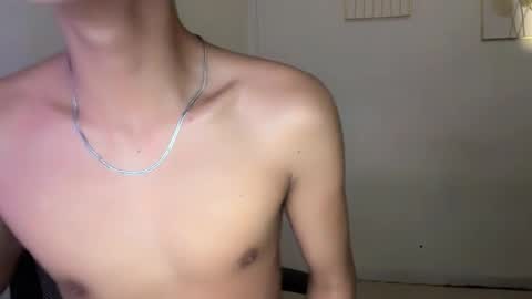 Snapshot of hot_cuteboy02 chatting on September 23, 2025, 5:16 pm Kim online show from September 23, 2025, 5:16 pm