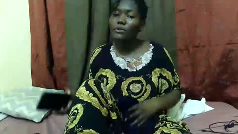 Milly online show from November 7, 2025, 7:14 pm