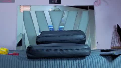 destinyk online show from November 16, 2025, 12:44 pm