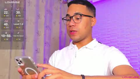 hot_dreams_x online show from December 31, 2024, 6:46 pm