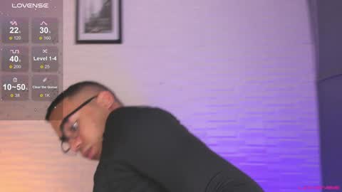 hot_dreams_x online show from January 24, 2025, 6:25 pm