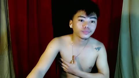 Snapshot of hot_emmanuel chatting on March 6, 2025, 12:43 am hot_emmanuel online show from March 6, 2025, 12:43 am