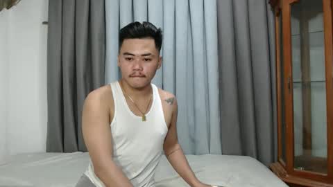 Snapshot of hot_emmanuel chatting on October 19, 2025, 5:52 am hot_emmanuel online show from October 19, 2025, 5:52 am