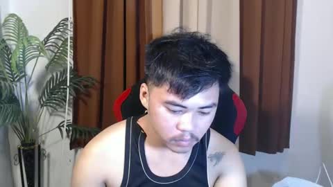 Snapshot of hot_emmanuel chatting on May 27, 2026, 5:04 am hot_emmanuel online show from May 27, 2026, 5:04 am