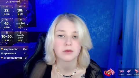 Snapshot of hot_isa7 chatting on December 7, 2024, 12:41 am Yunona online show from December 7, 2024, 12:41 am