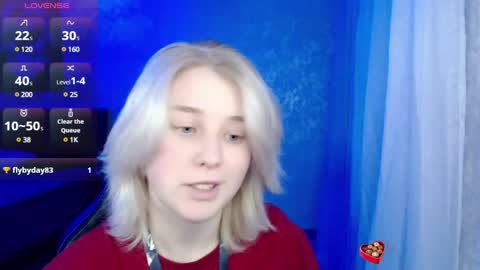 Snapshot of hot_isa7 chatting on December 17, 2024, 8:32 pm Yunona online show from December 17, 2024, 8:32 pm