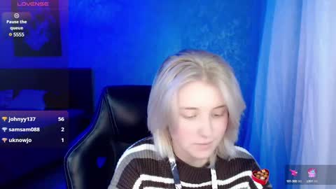 Snapshot of hot_isa7 chatting on December 19, 2024, 1:39 am Yunona online show from December 19, 2024, 1:39 am