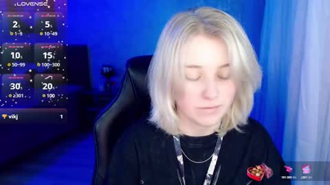 Snapshot of hot_isa7 chatting on December 29, 2024, 11:39 pm Yunona online show from December 29, 2024, 11:39 pm