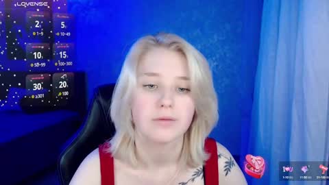 Snapshot of hot_isa7 chatting on December 30, 2024, 8:36 pm Yunona online show from December 30, 2024, 8:36 pm