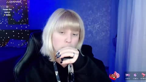 Snapshot of hot_isa7 chatting on January 5, 2025, 8:00 pm Yunona online show from January 5, 2025, 8:00 pm